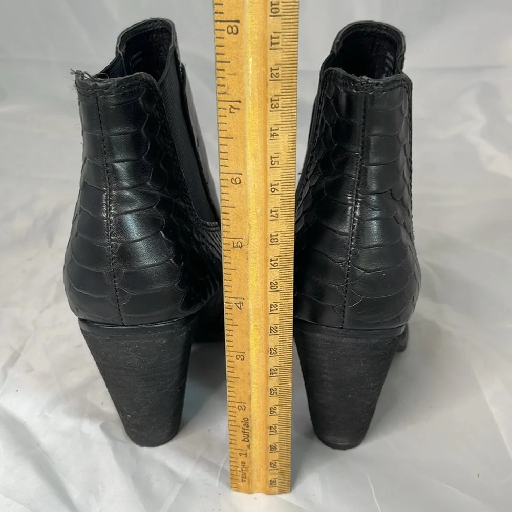ALDO Western Snake Pattern Ankle Boots Black Genuine Leather Pull-On Size 6 - Picture 10 of 11